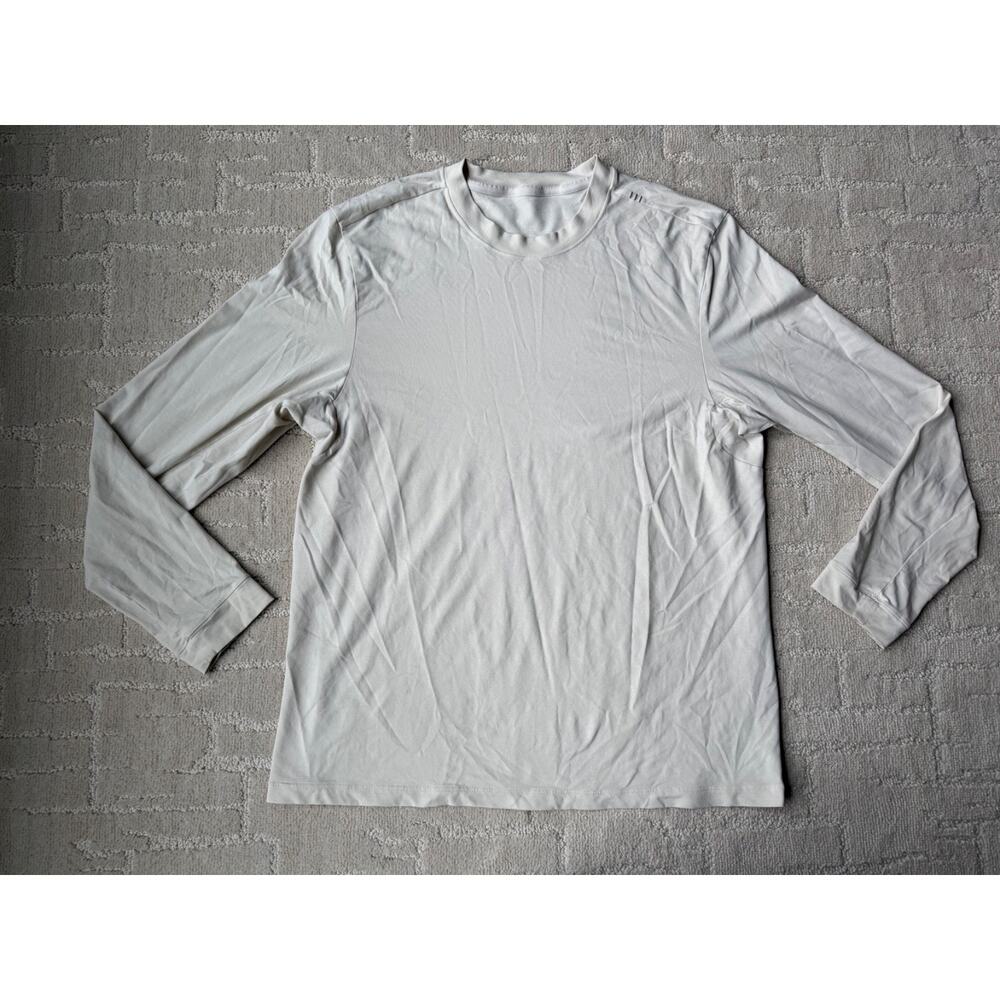 Lululemon Athletic Wear Long Sleeve Pullover T-Shirt